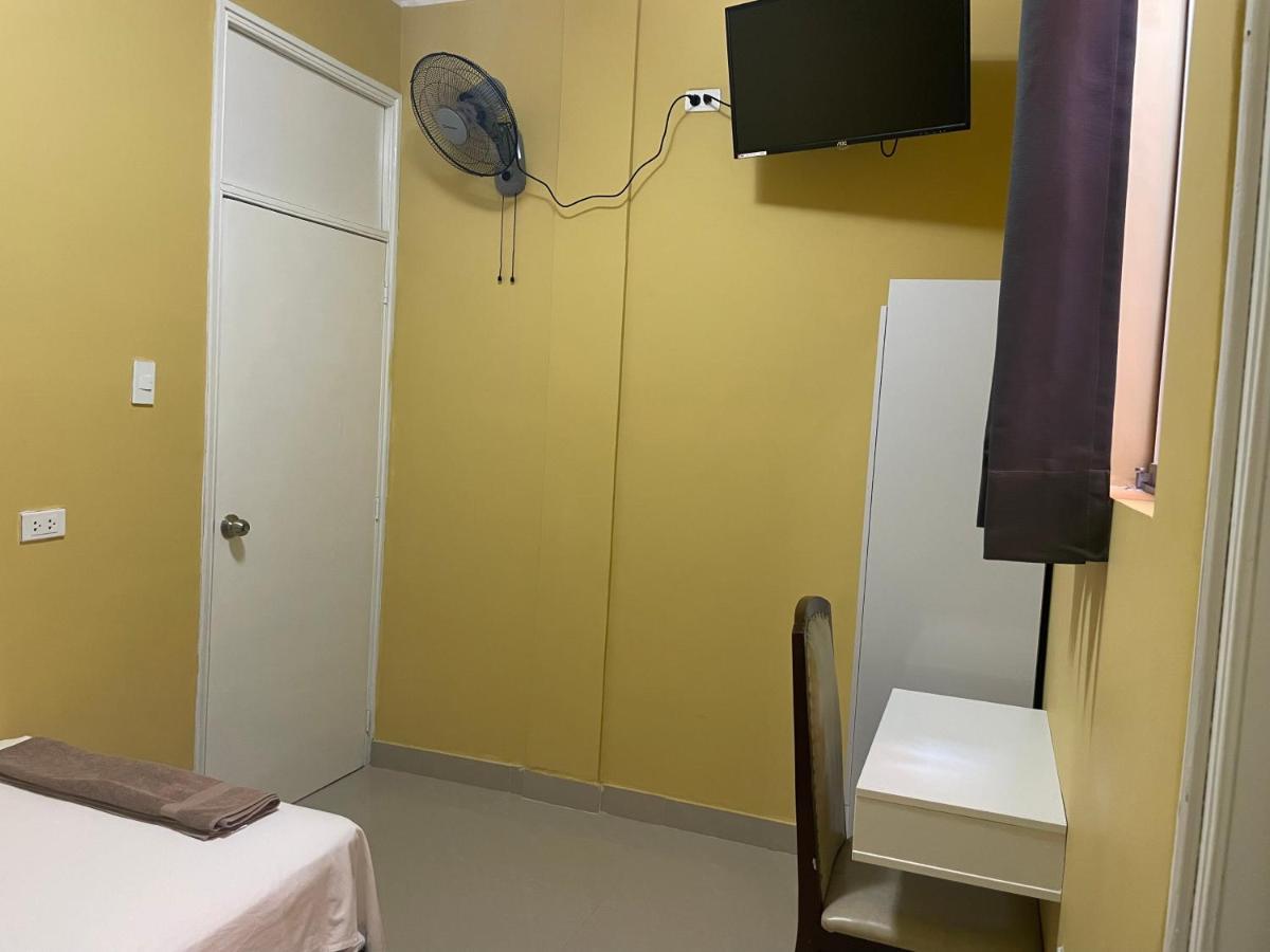 Hotel Calmelia ปิวรา ภายนอก รูปภาพ